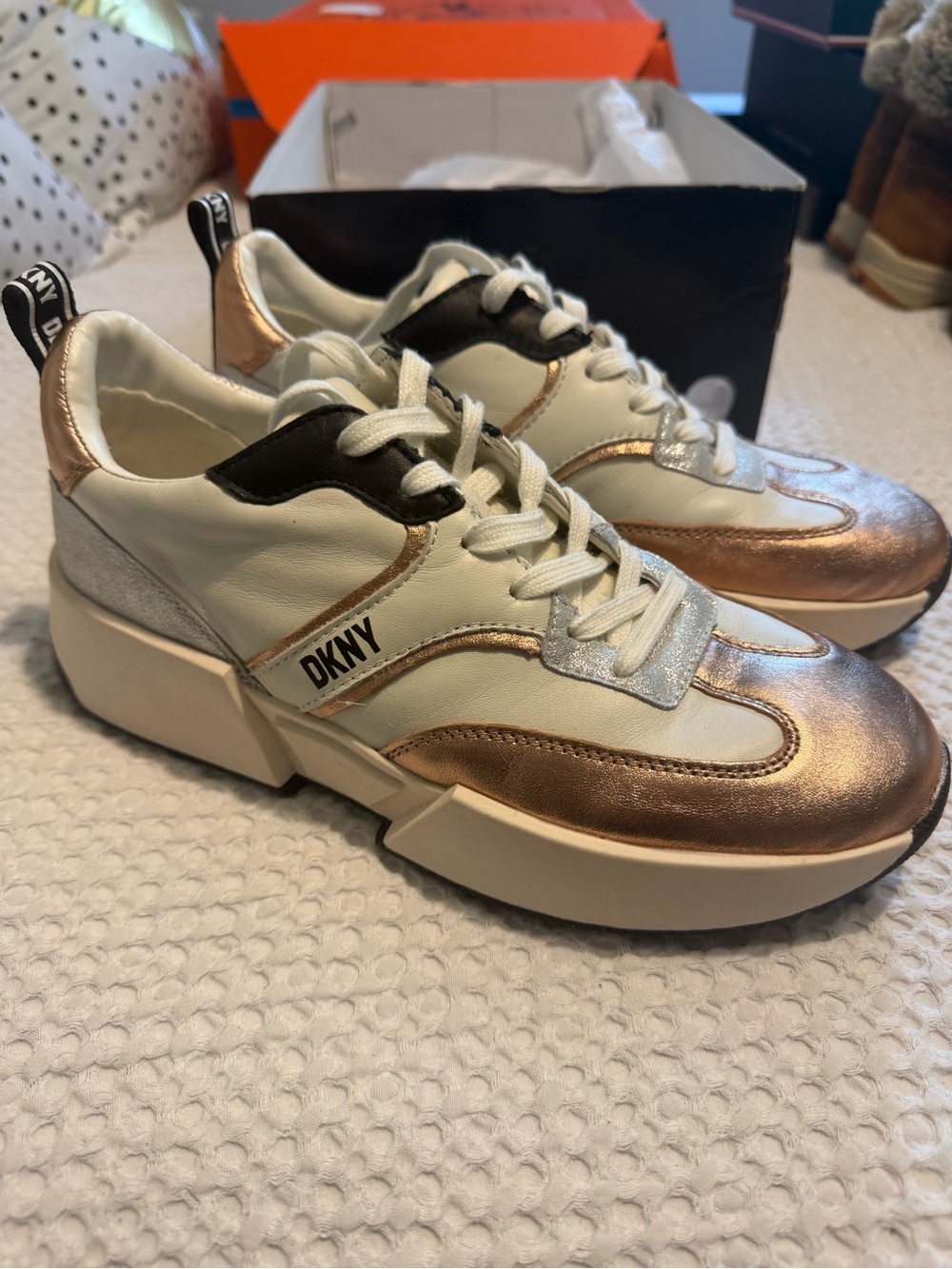 DKNY White, Rose Gold & Silver Leather Platform retro Sneakers